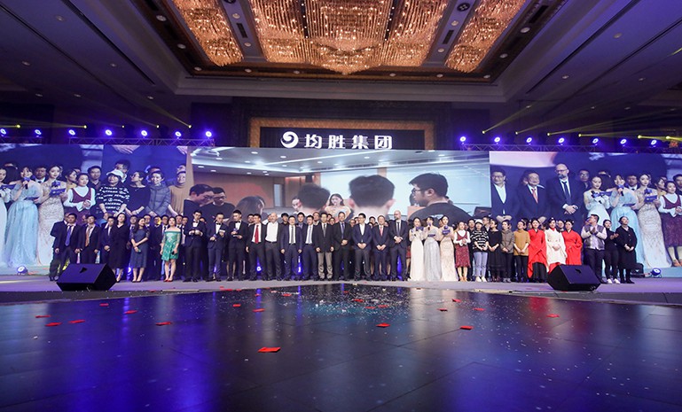 星空娱乐-妄想照进现实,致力成就将来!