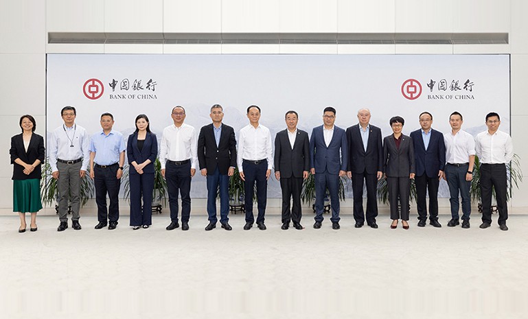 星空娱乐-妄想照进现实,致力成就将来!
